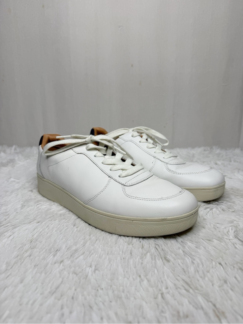 FITFLOP / white Rally smooth leather chunky lace up sneakers / 9